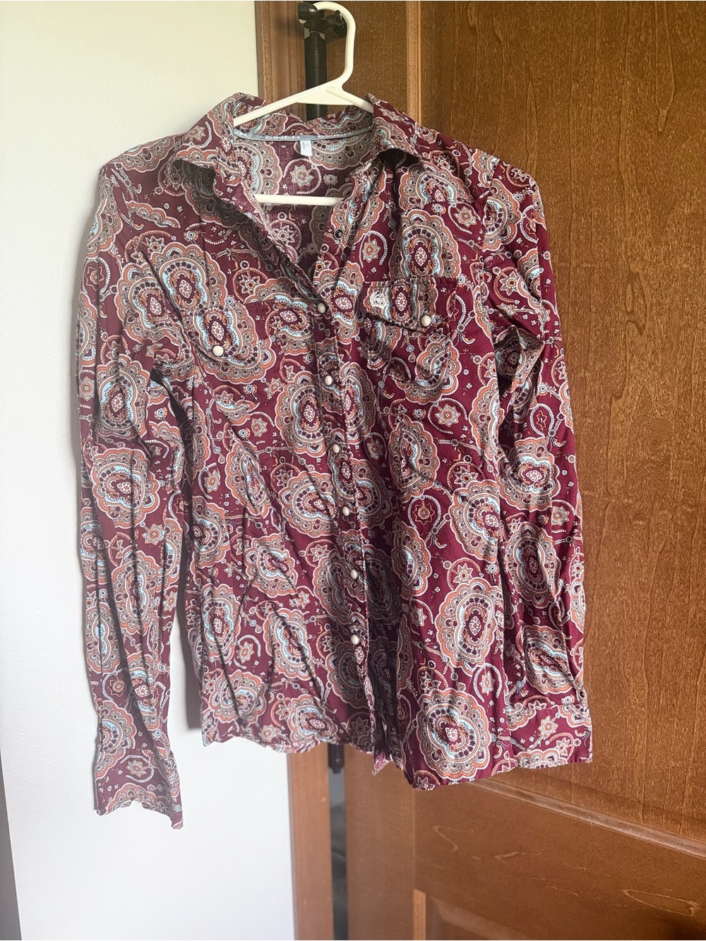 Cinch Burgundy Paisley Button-Down Women's Shirt